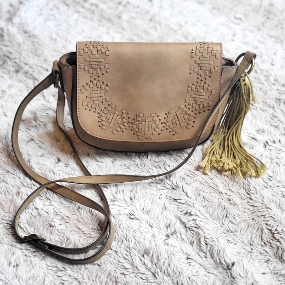 T-Shirt & Jeans Vegan Suede Crossbody Boho Purse